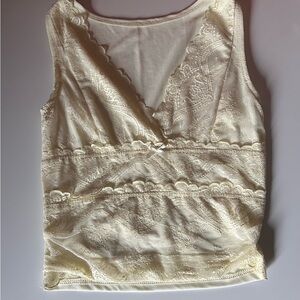 Elegant Lace Sleeveless Top in Cream